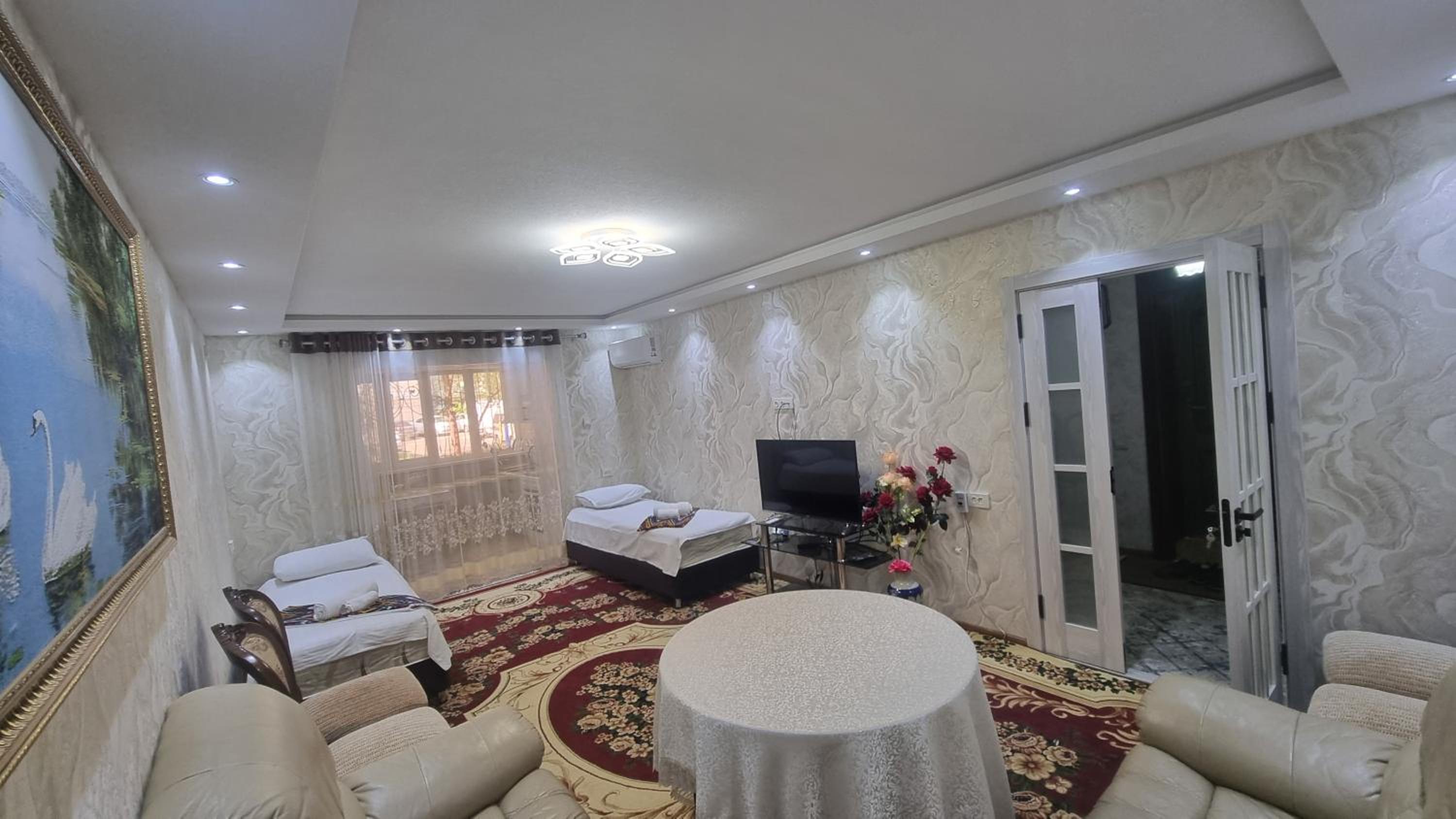Boulevard Apartment view 2
