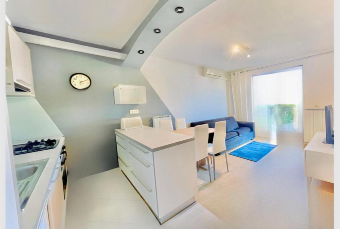 Apartma Obala 1 view 2