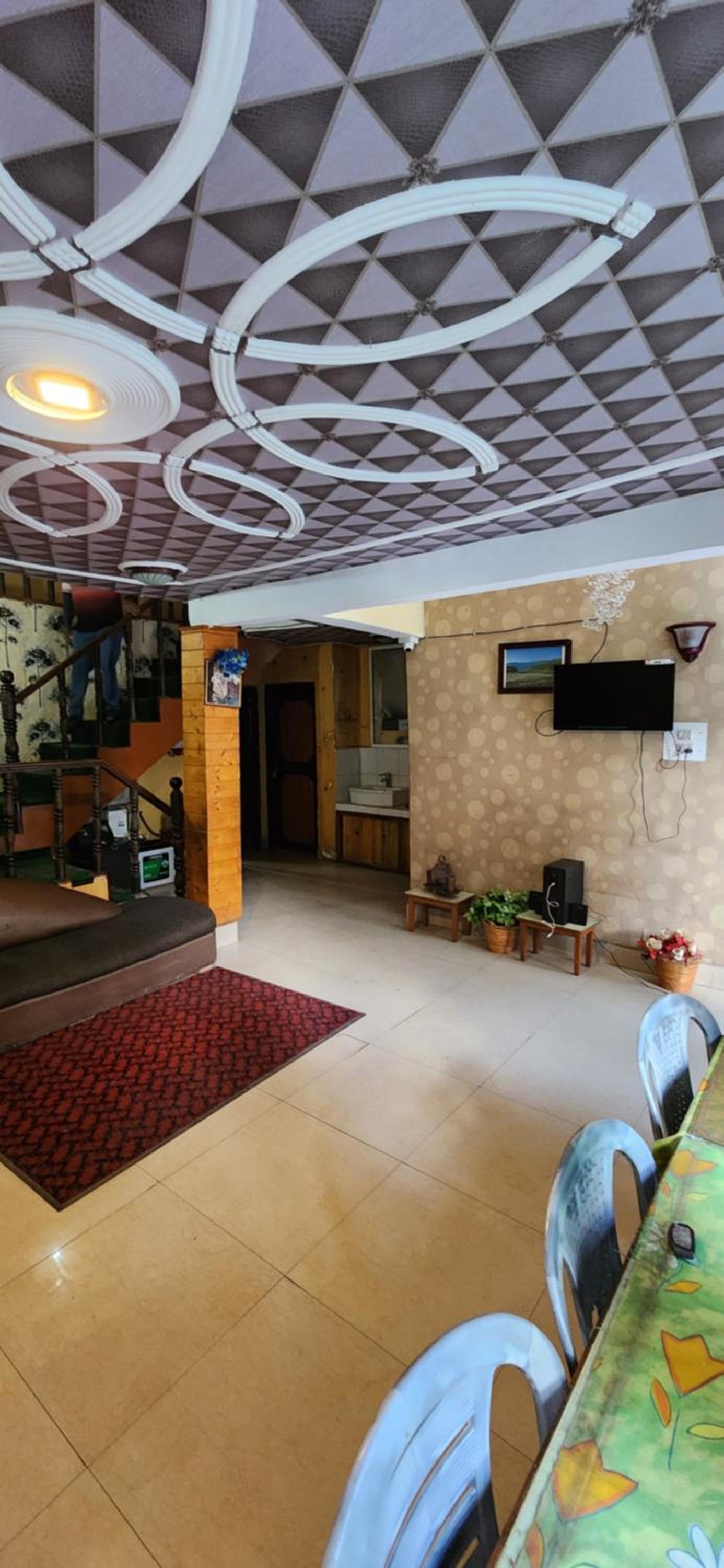 Zaafron Resort
