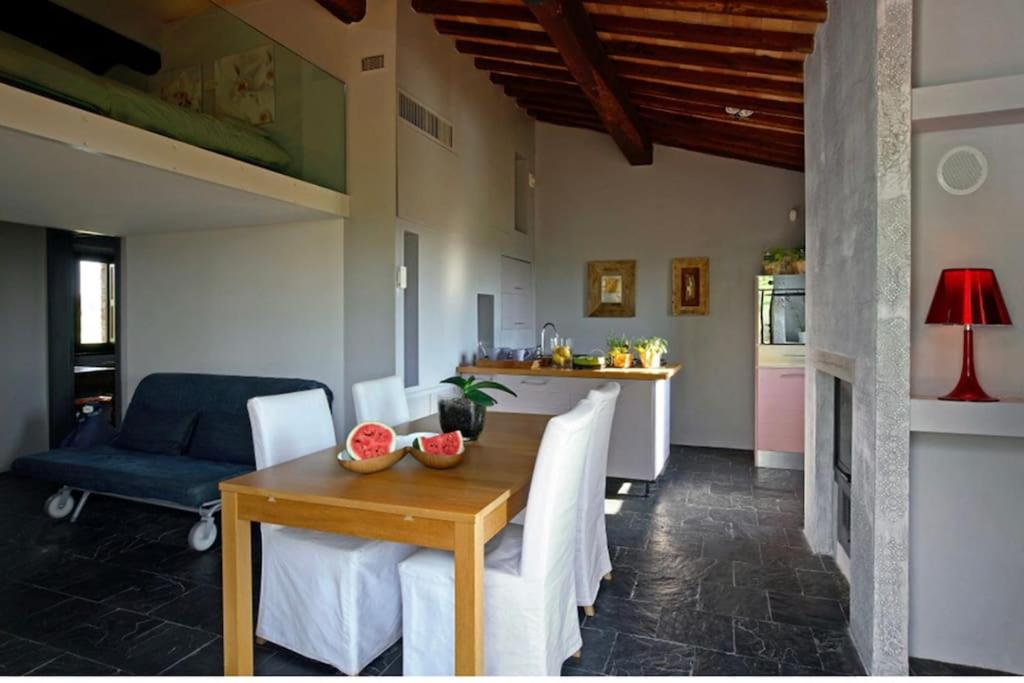 Breathtaking Villa w/Jacuzzi Tuscany Montepulciano