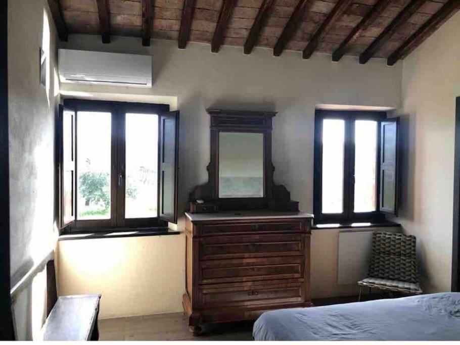 Breathtaking Villa w/Jacuzzi Tuscany Montepulciano