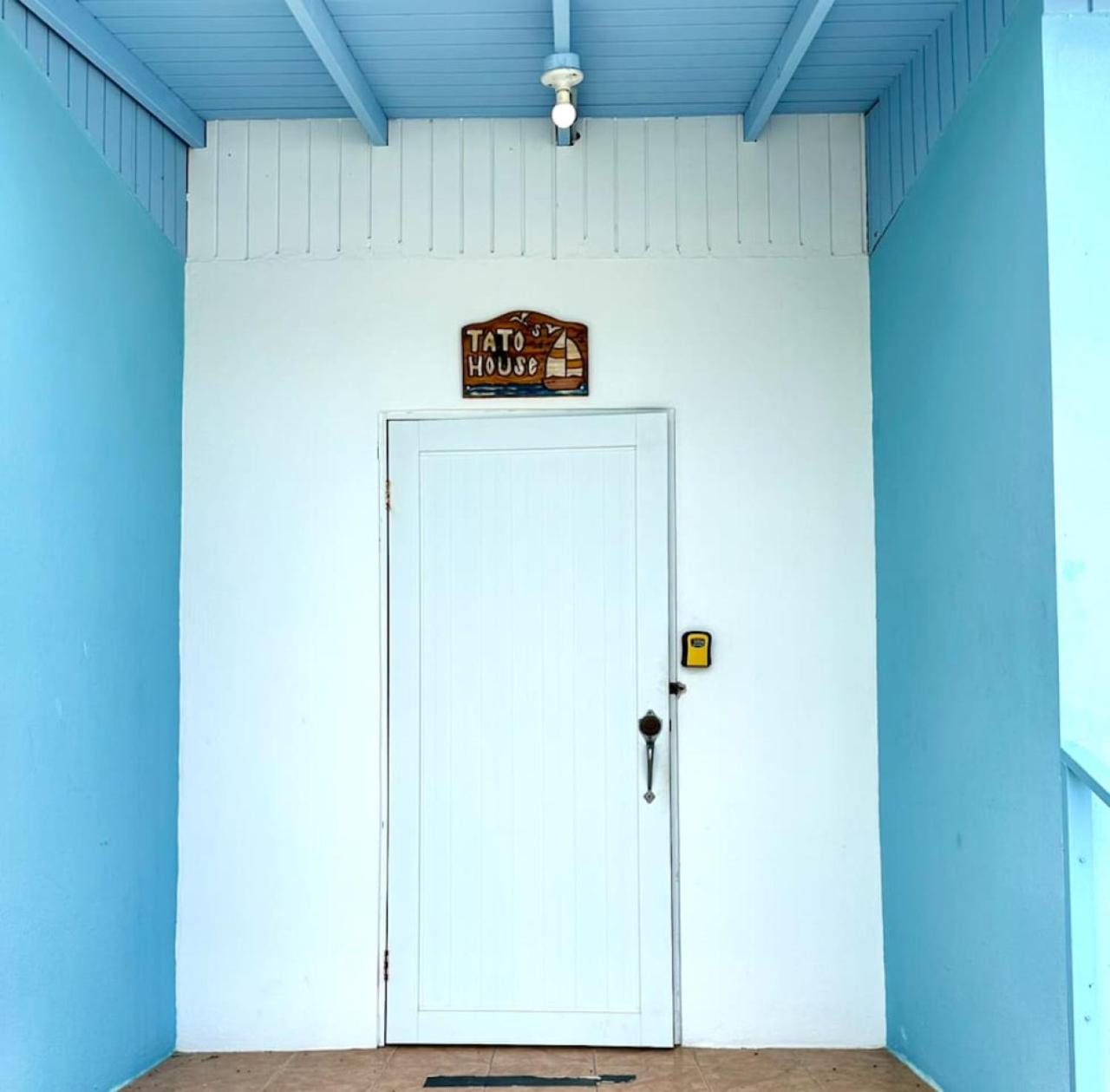 Tropical Retreat Apt steps away from Combate Beach view 2
