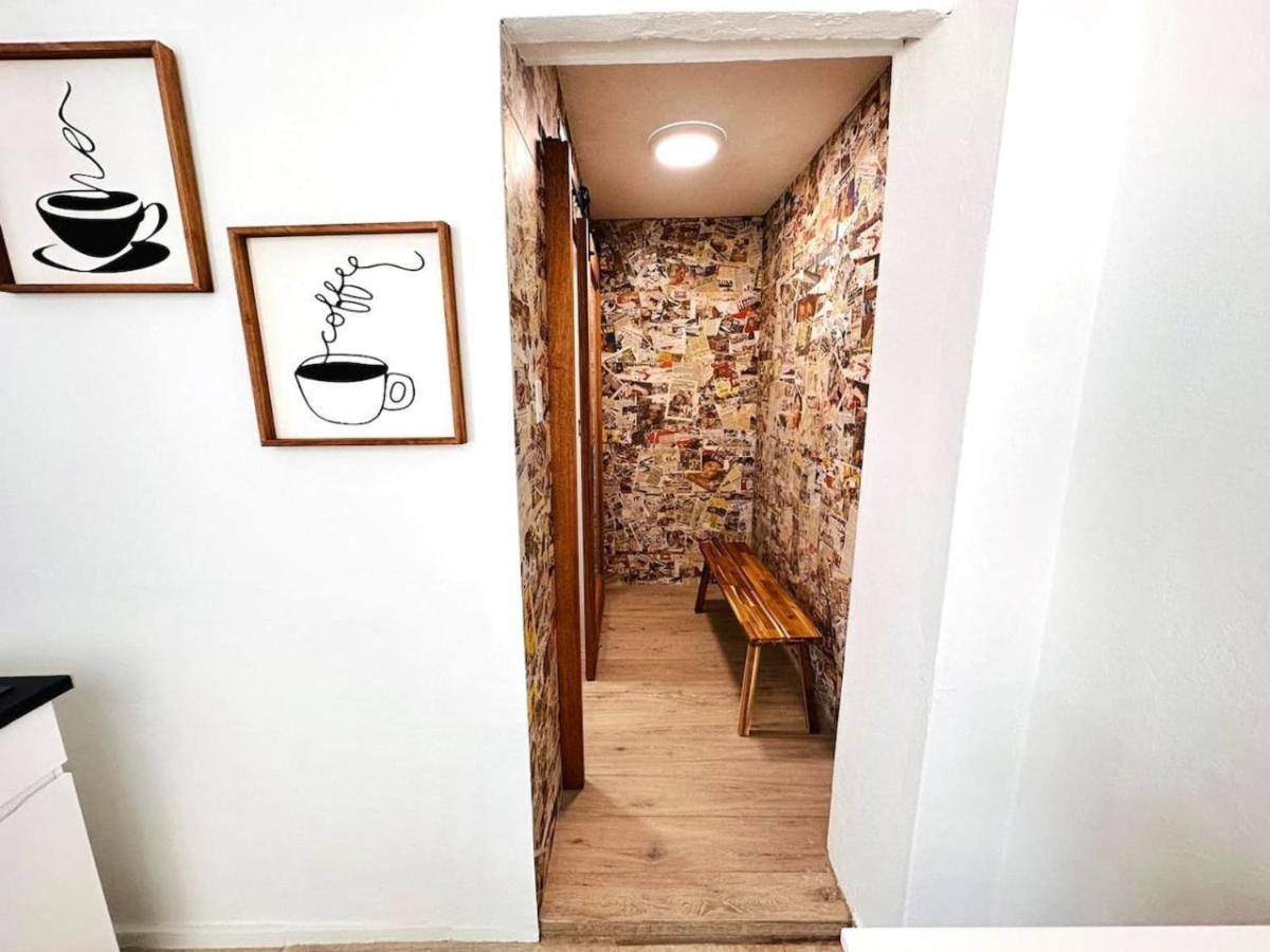 Centrally Located Modern Studio