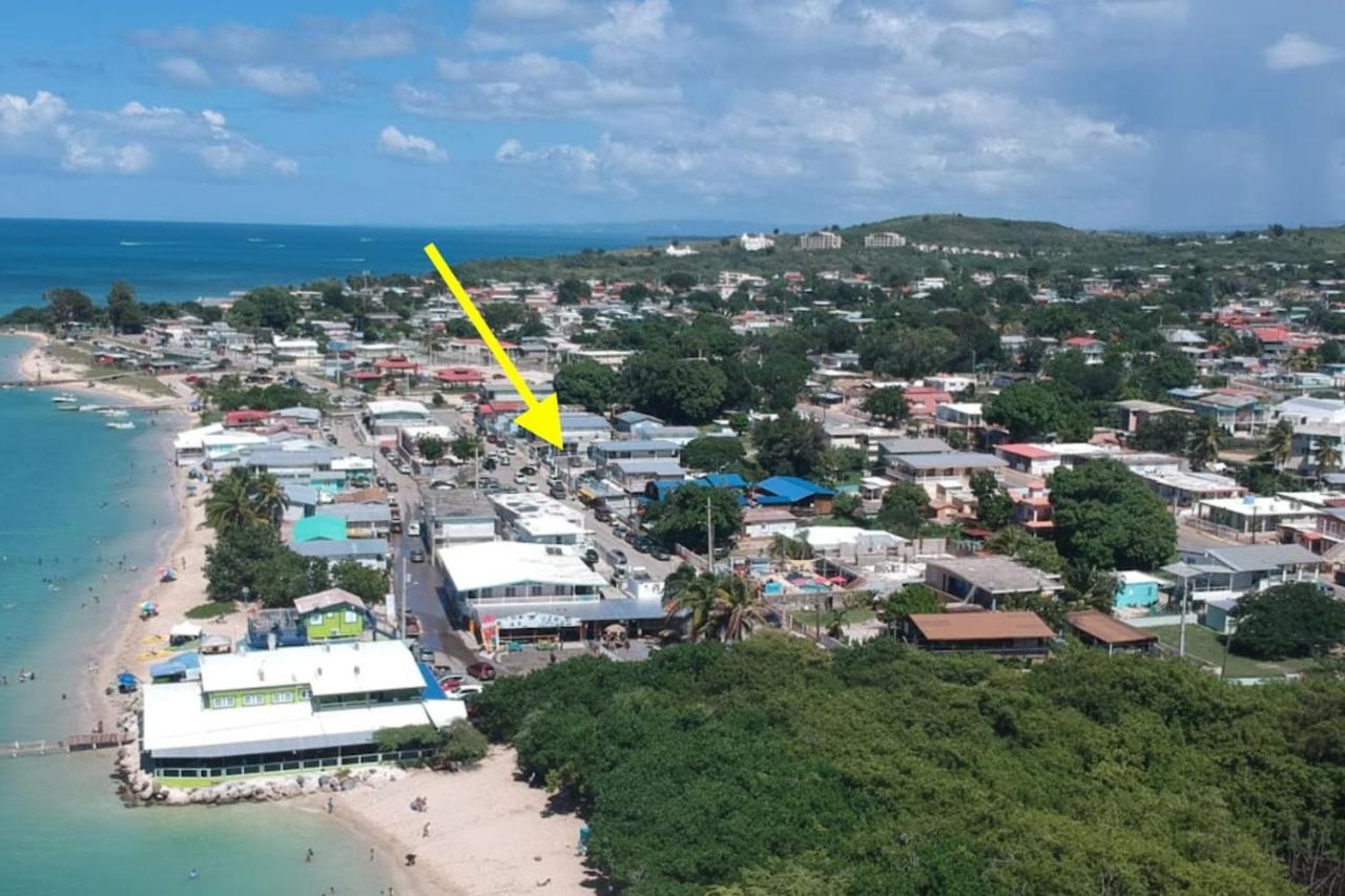 Combate Beach Apt Walking distan view 4