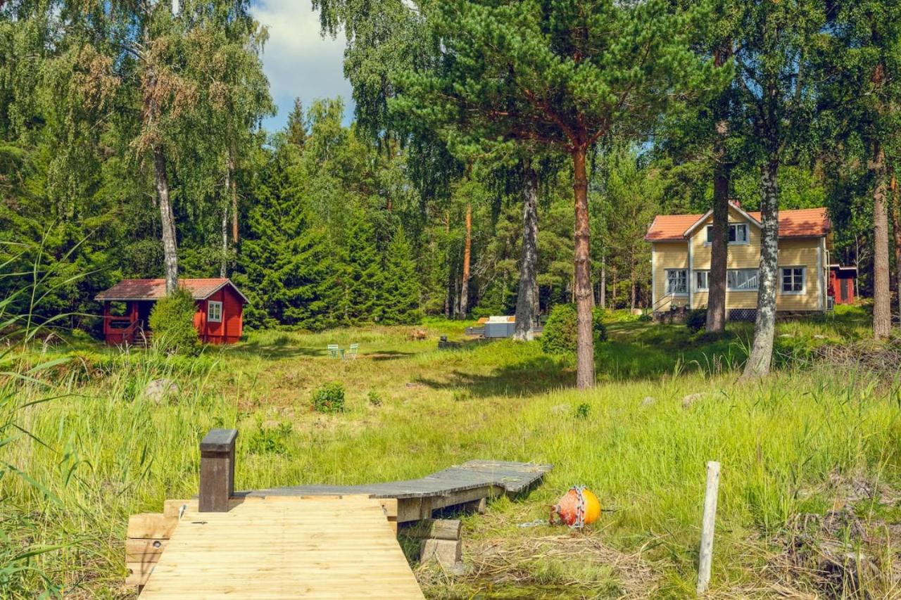 Villa Porkkala - Seafront Jacuzzi Nature Reserve