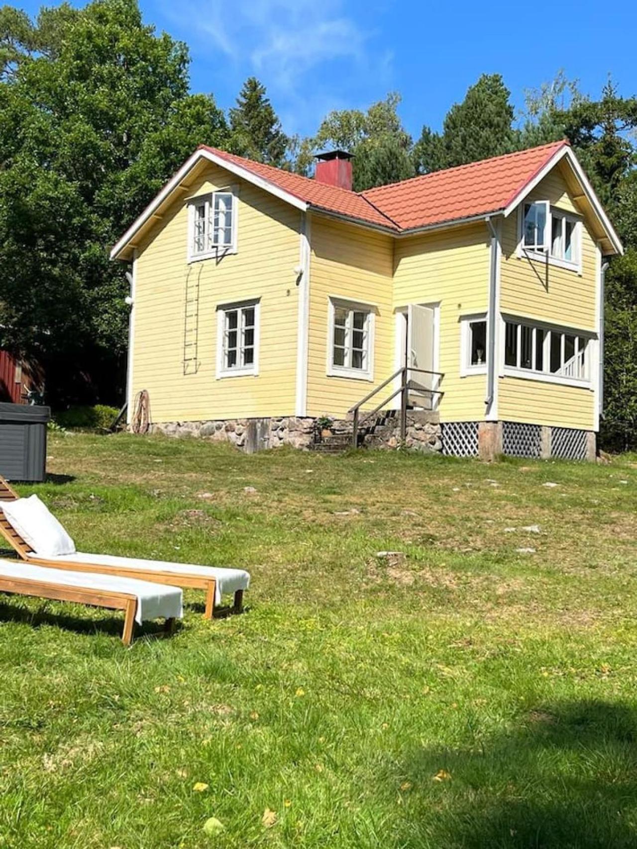Villa Porkkala - Seafront Jacuzzi Nature Reserve
