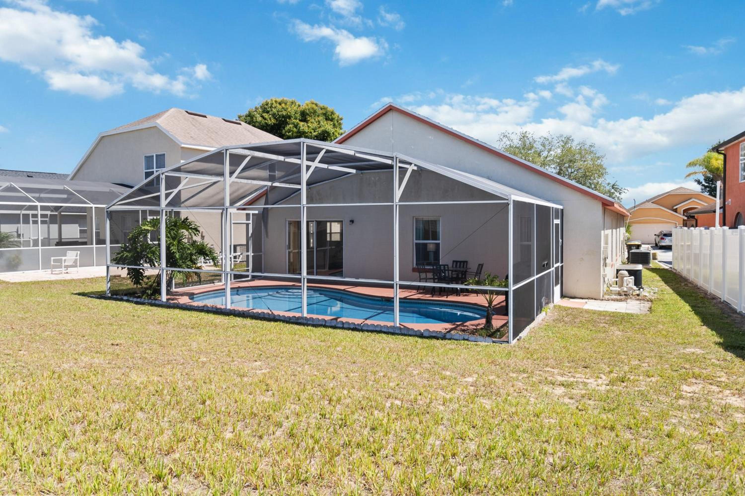 Great Community, Amazing Private Pool, Near Disney! view 5