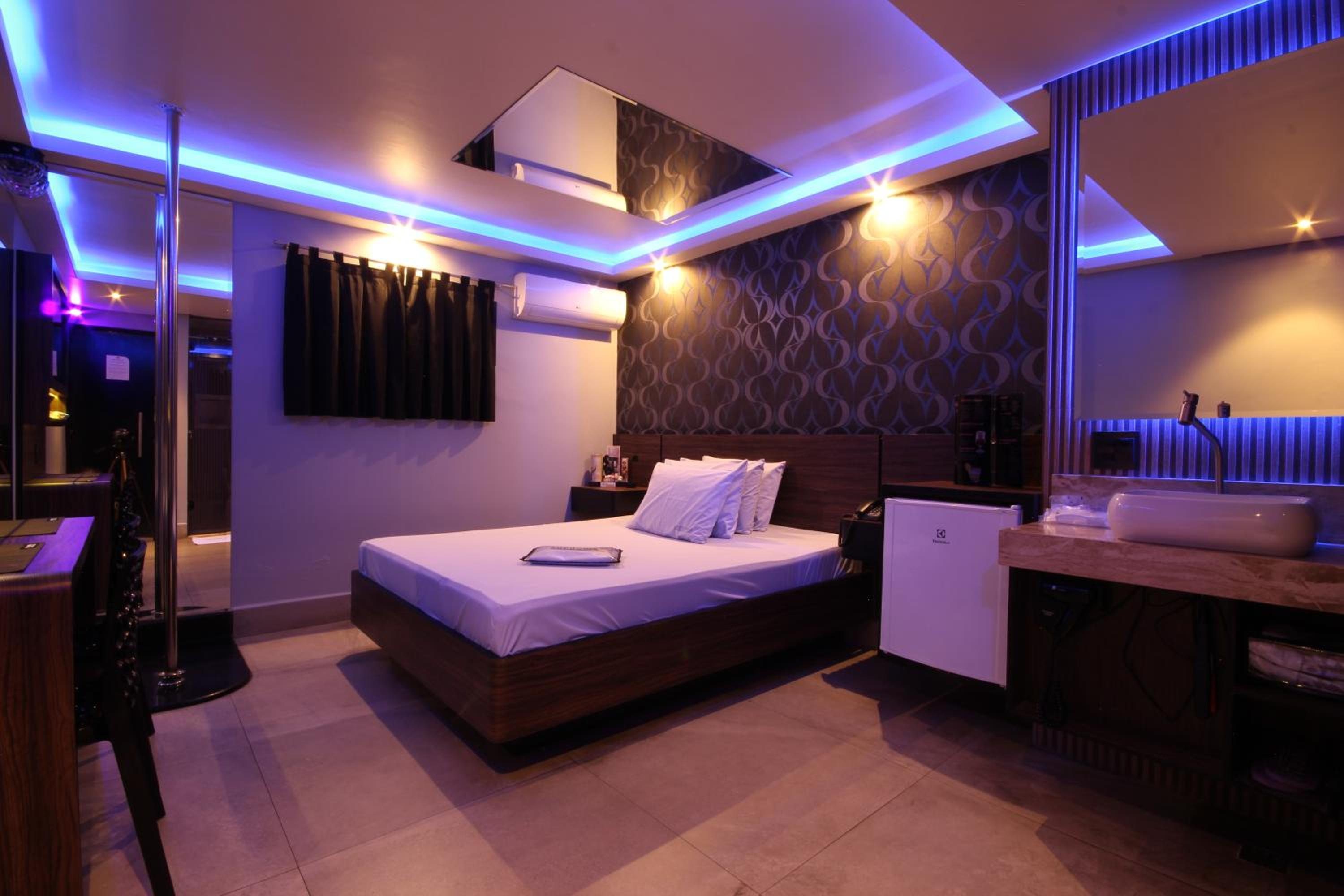 EUPHORIA MOTEL