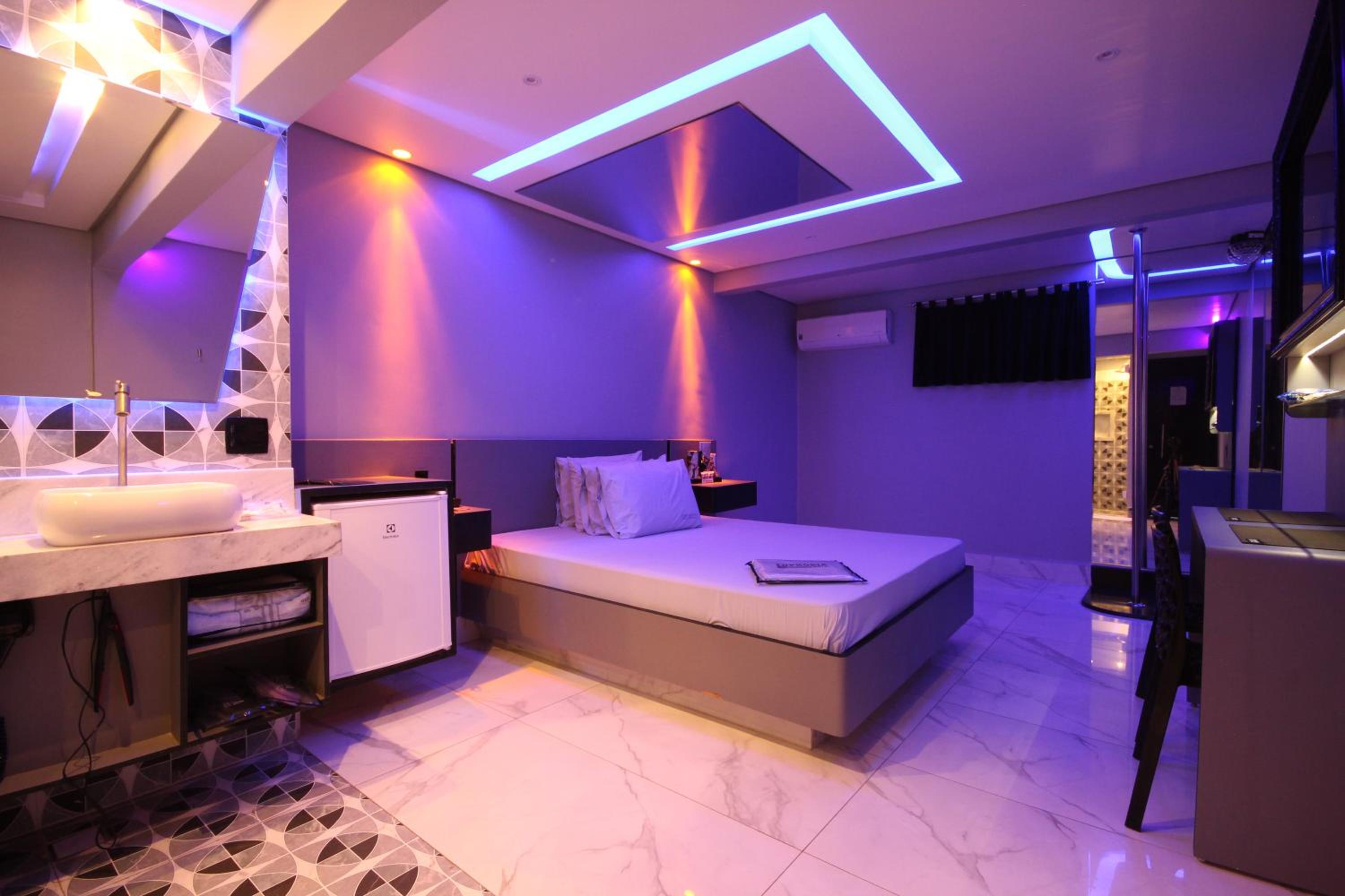 EUPHORIA MOTEL