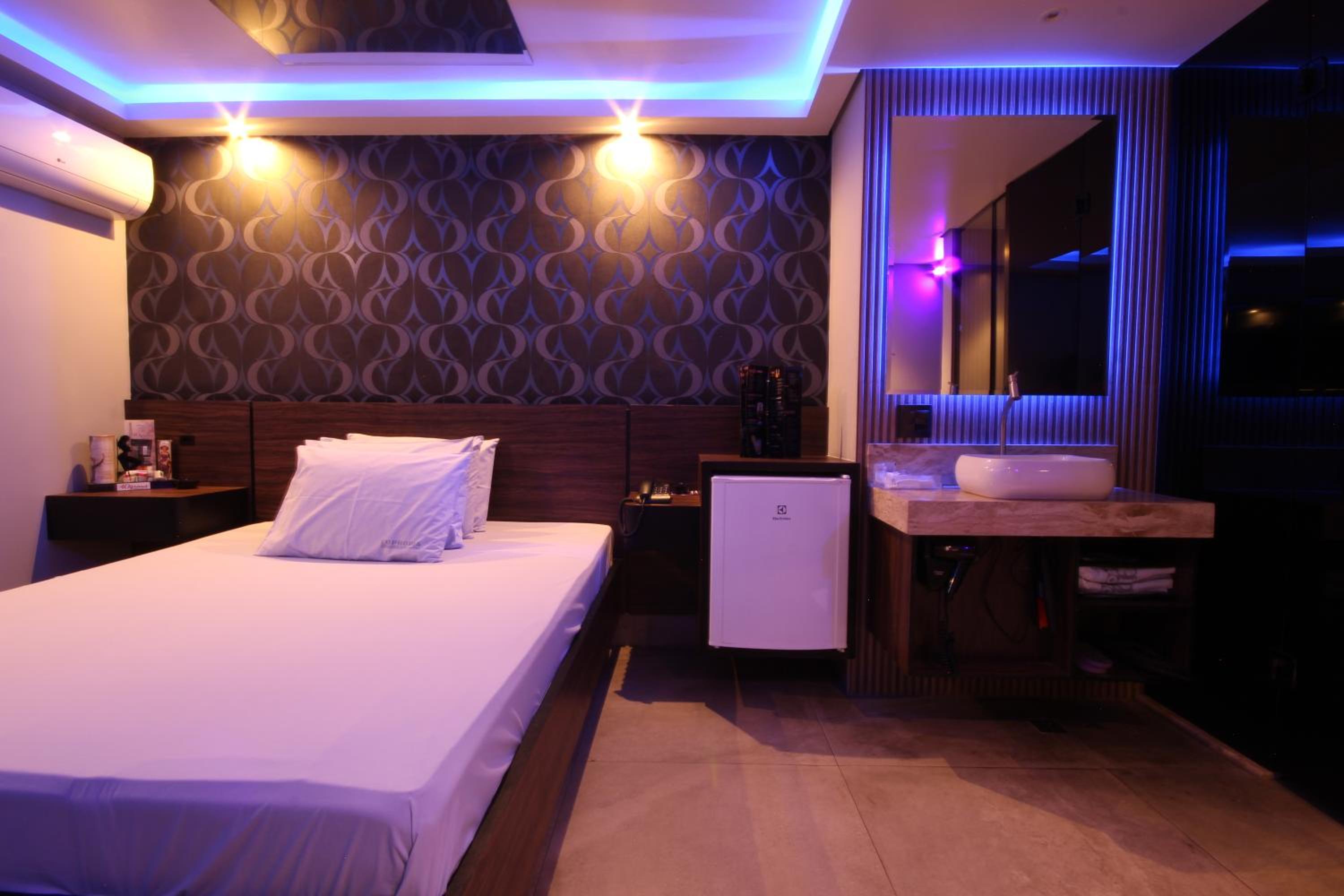 EUPHORIA MOTEL