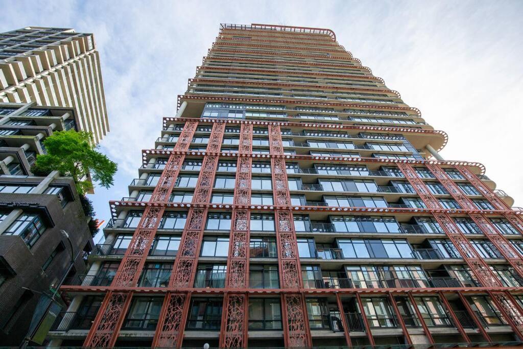 Central Luxury Apartment with Best City Views!