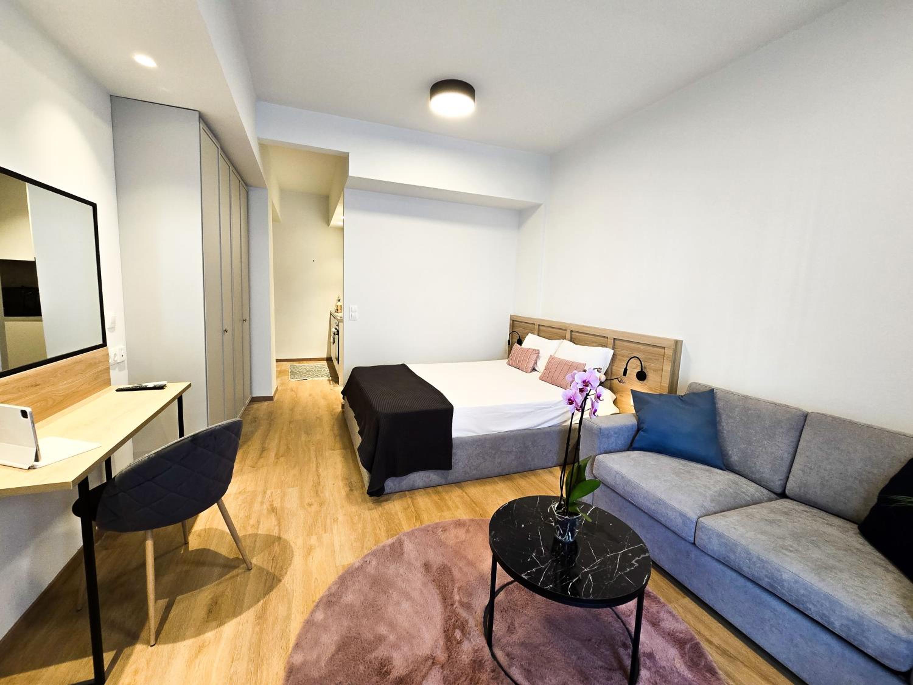 Zeus Executive Suites