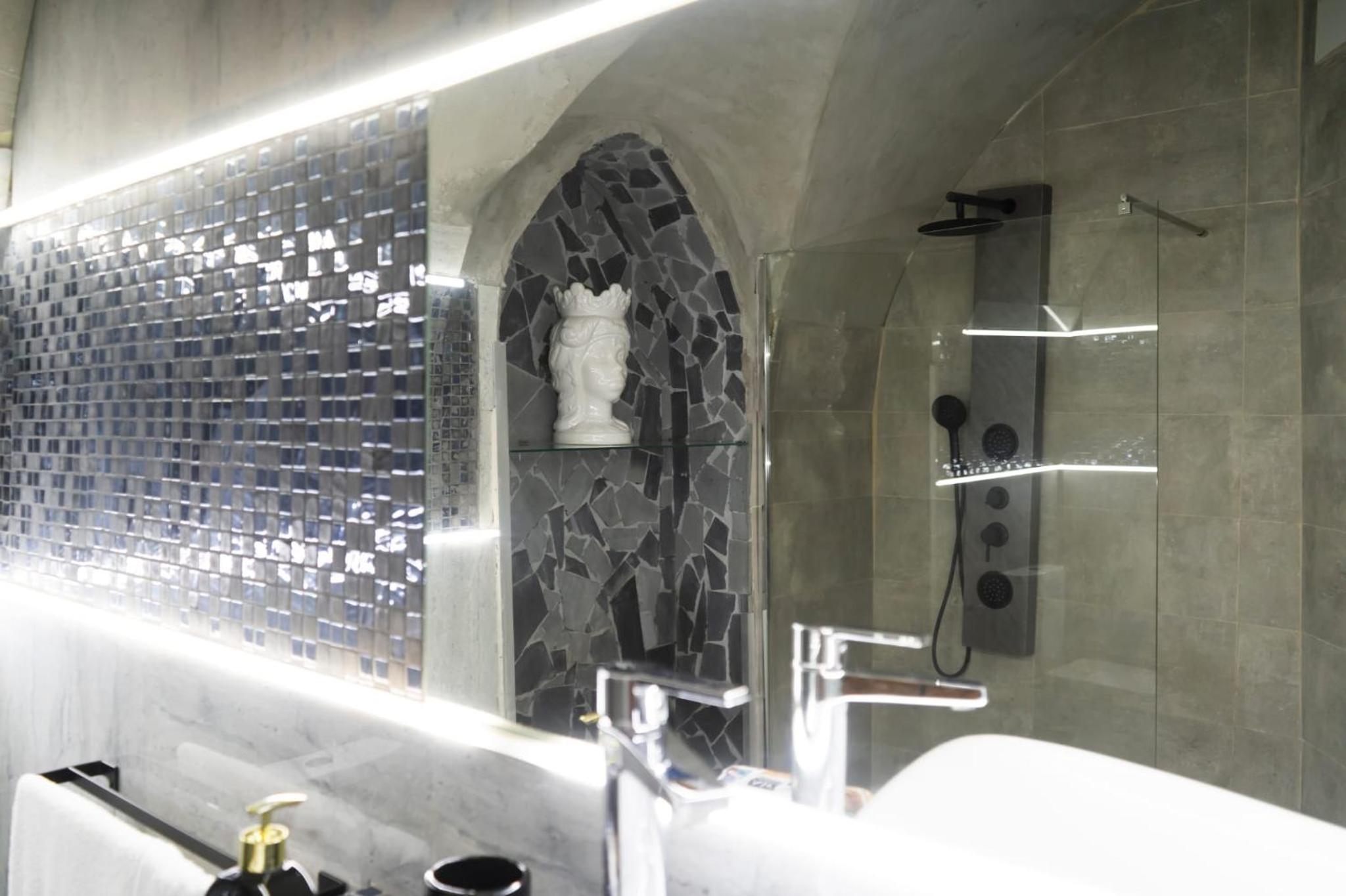 Lavica Luxury Suites