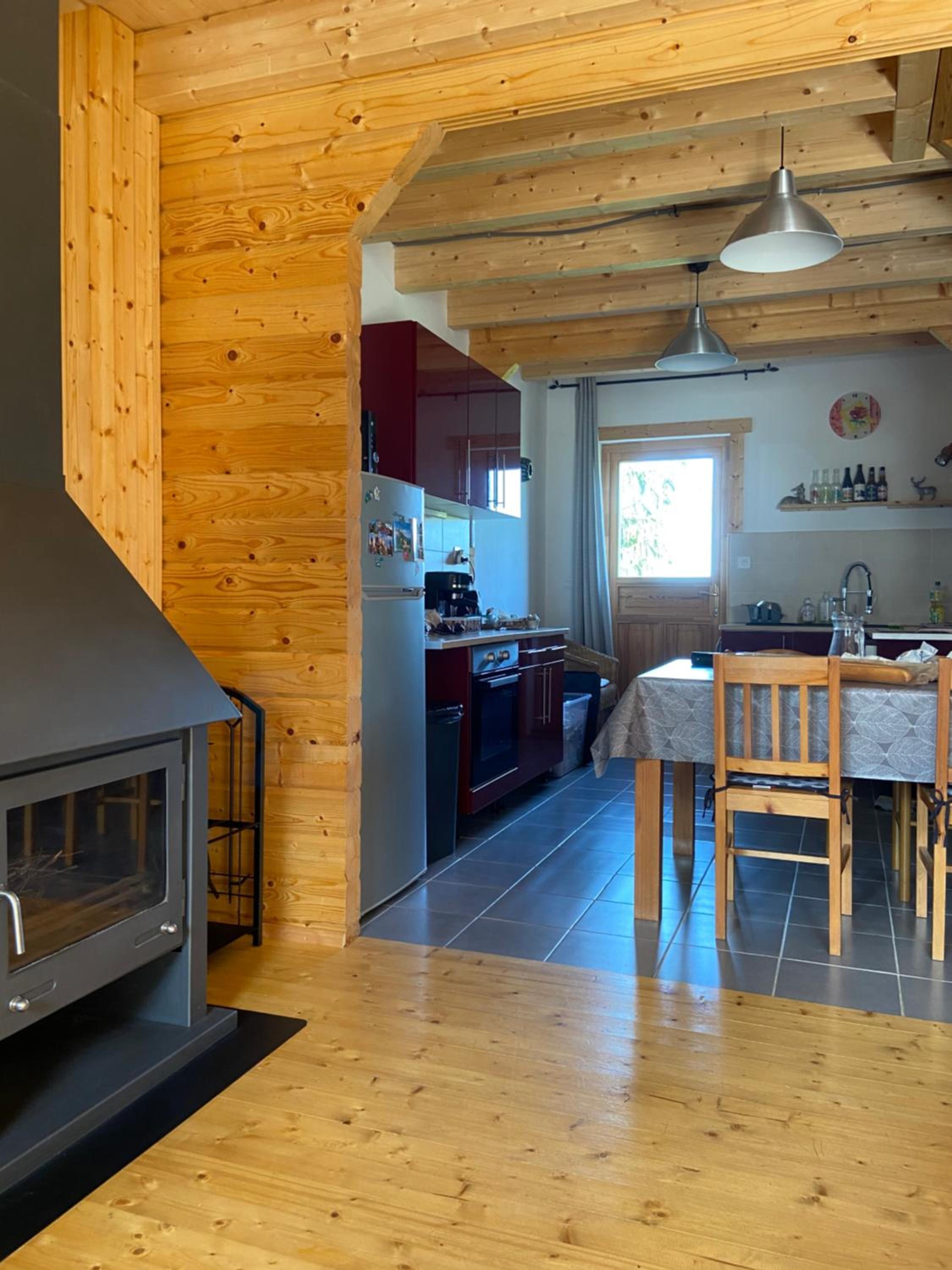 Chalet bois au calme, en lisière de forêt, balcons, sentiers balades Gérardmer & Alsace 