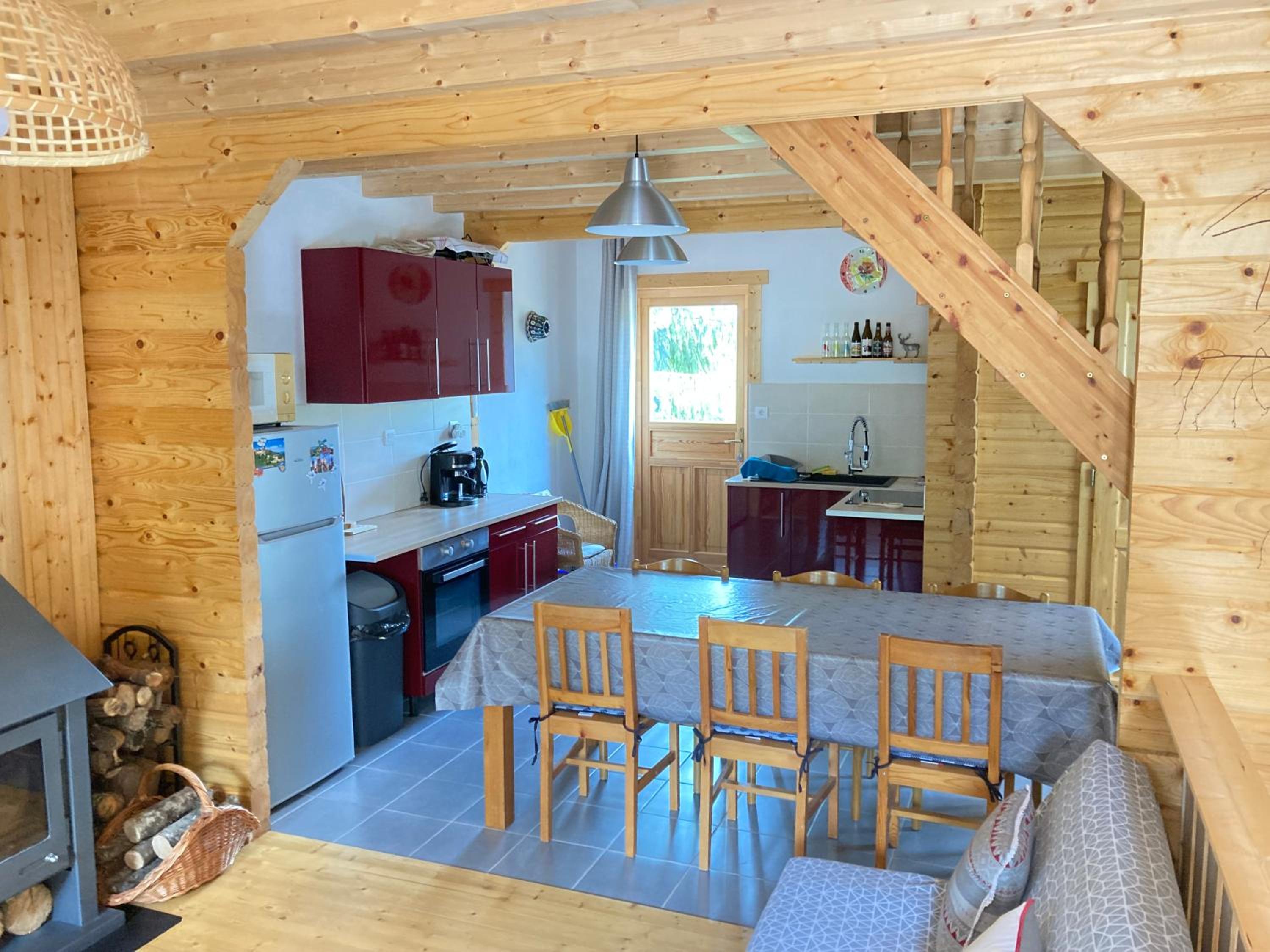 Chalet bois au calme, en lisière de forêt, balcons, sentiers balades Gérardmer & Alsace 