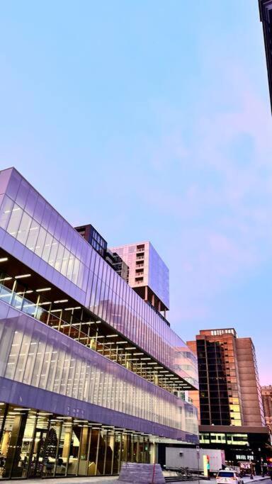 Initial / Bluebird / Downtown Qc