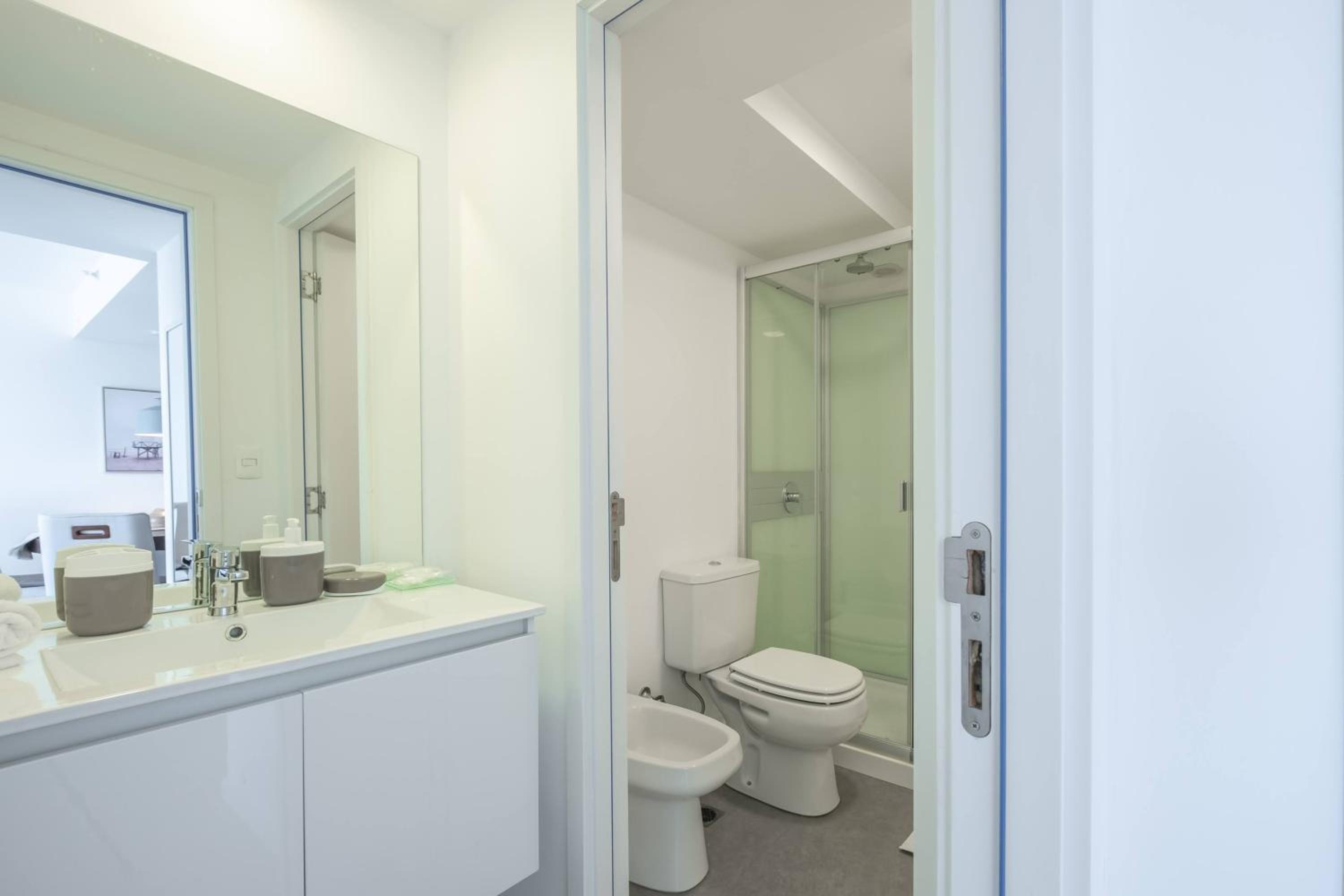 Apto 1302 a estrenar! Con excelentes amenities! view 3