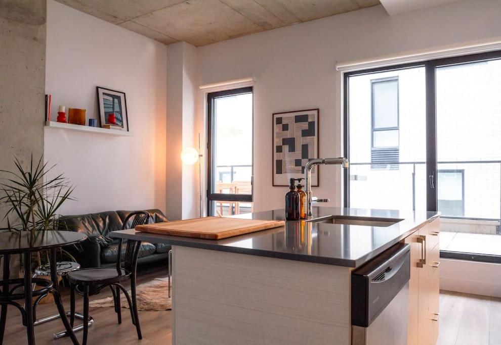 Stuning penthouse old montreal