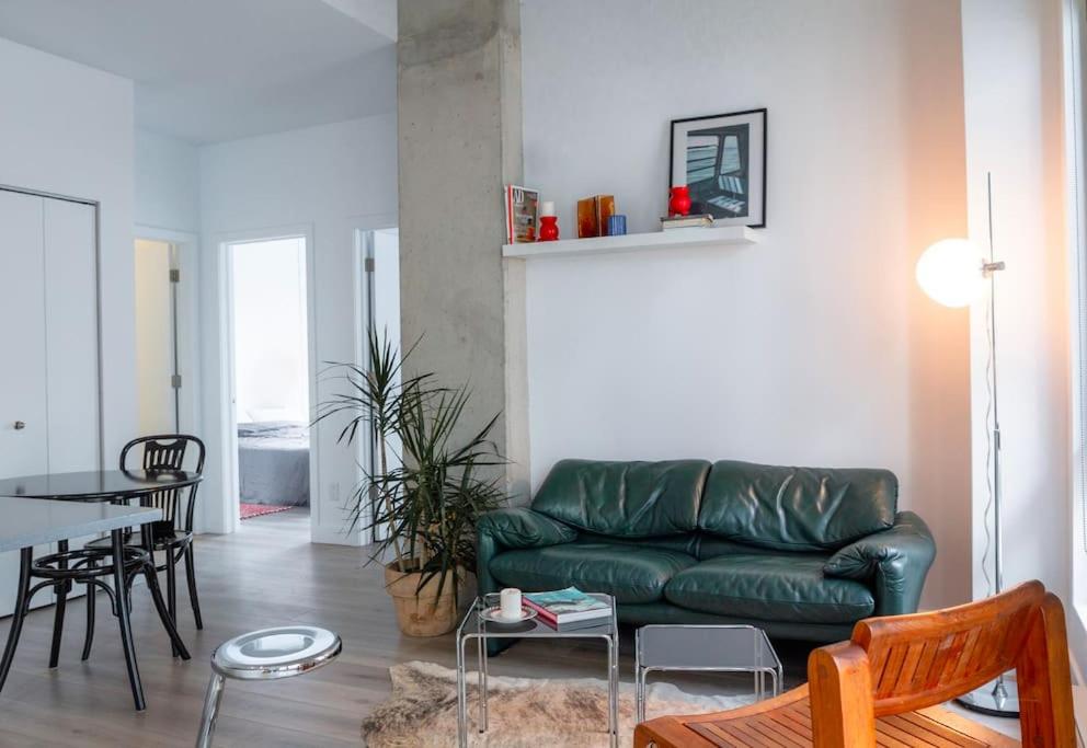 Stuning penthouse old montreal
