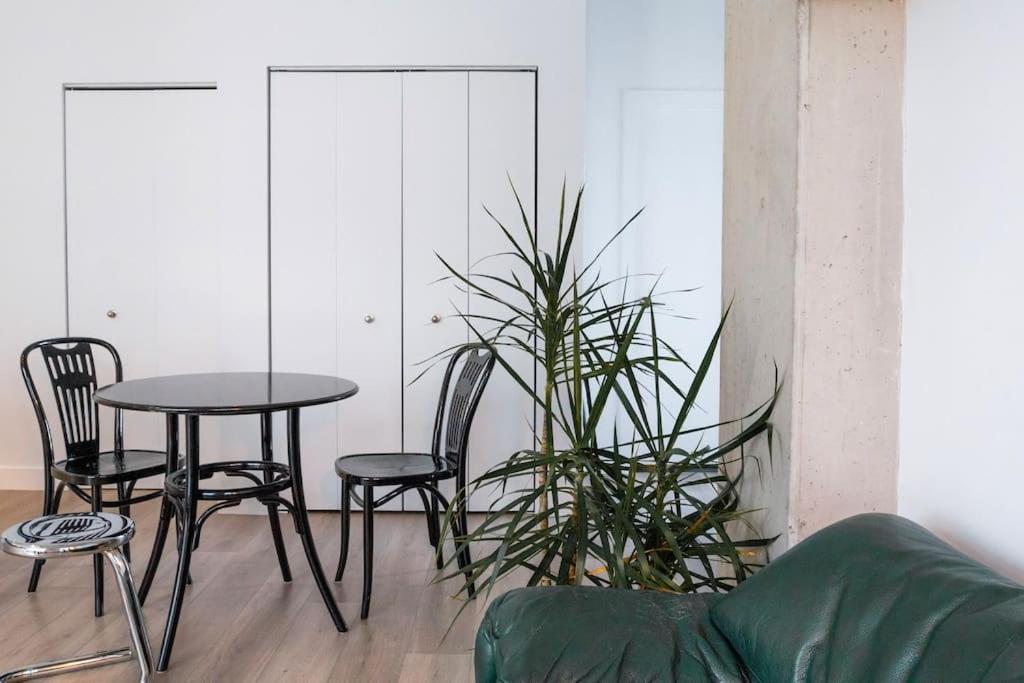 Stuning penthouse old montreal