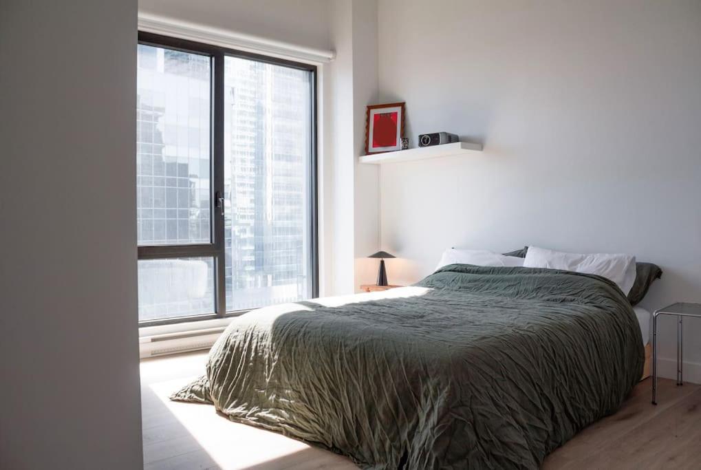 Stuning penthouse old montreal