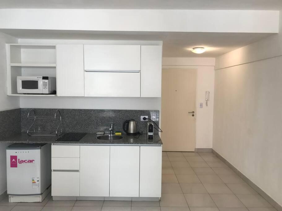 NEW Apartment w/ amazing location