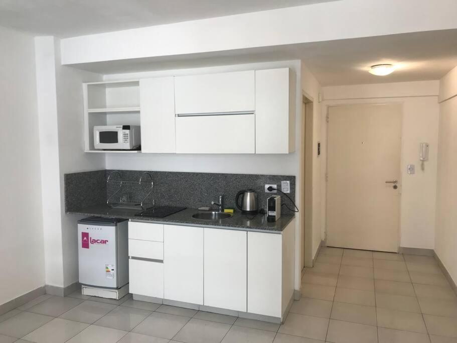 NEW Apartment w/ amazing location