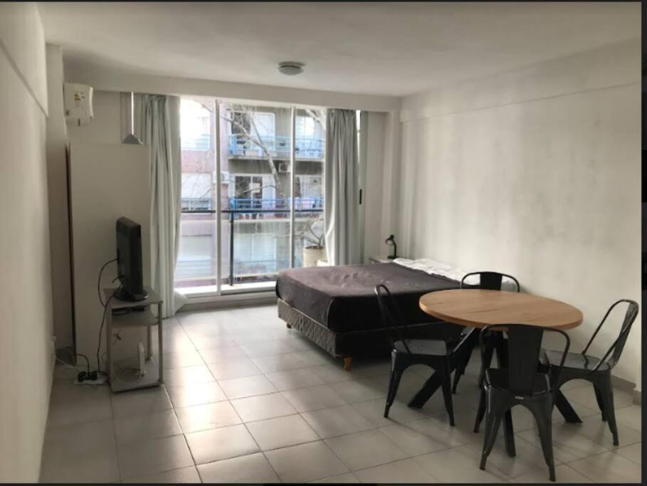 NEW Apartment w/ amazing location