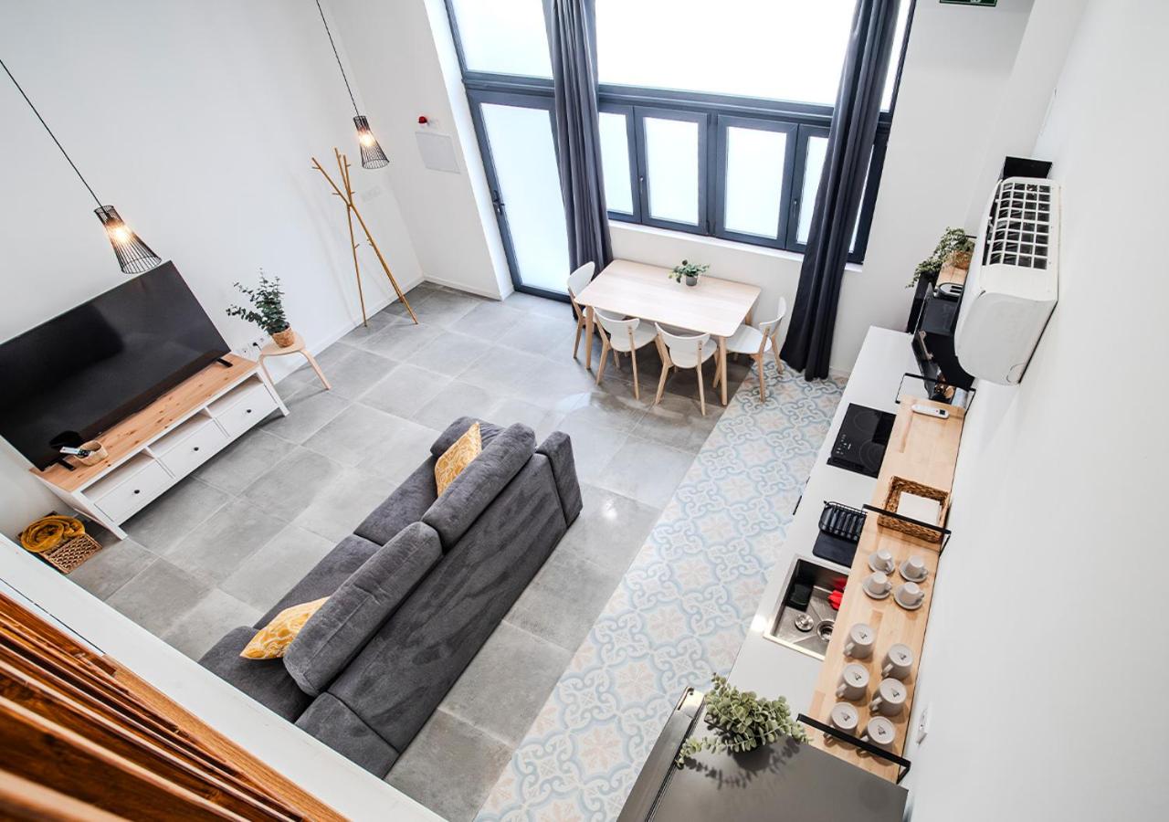 AROMA DE VALENCIA II cozy studio with loft view 3