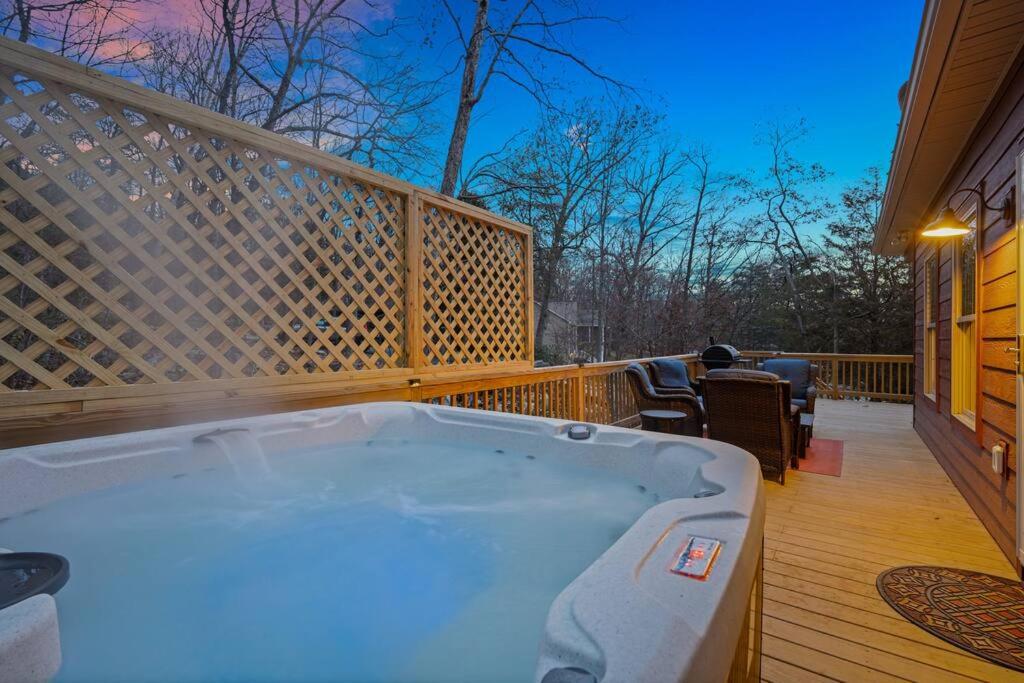 Massanutten resort fun escape at the Woodpecker Chalet view 3