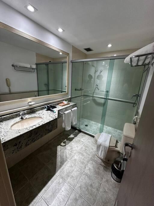 Flat VI - Quarto particular dentro do Hotel Wyndham Berrini