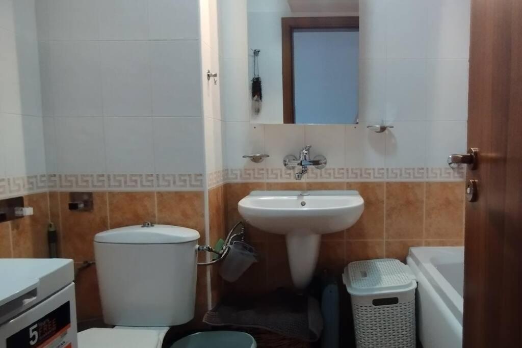 2BR mountain view, SPA, parking, ski piste