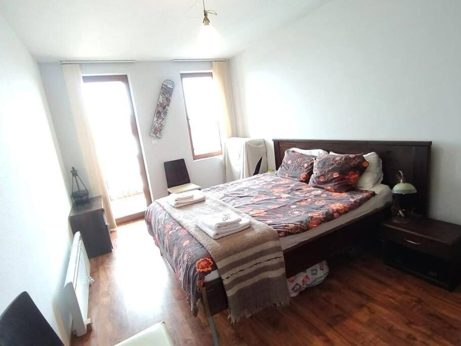 2BR mountain view, SPA, parking, ski piste