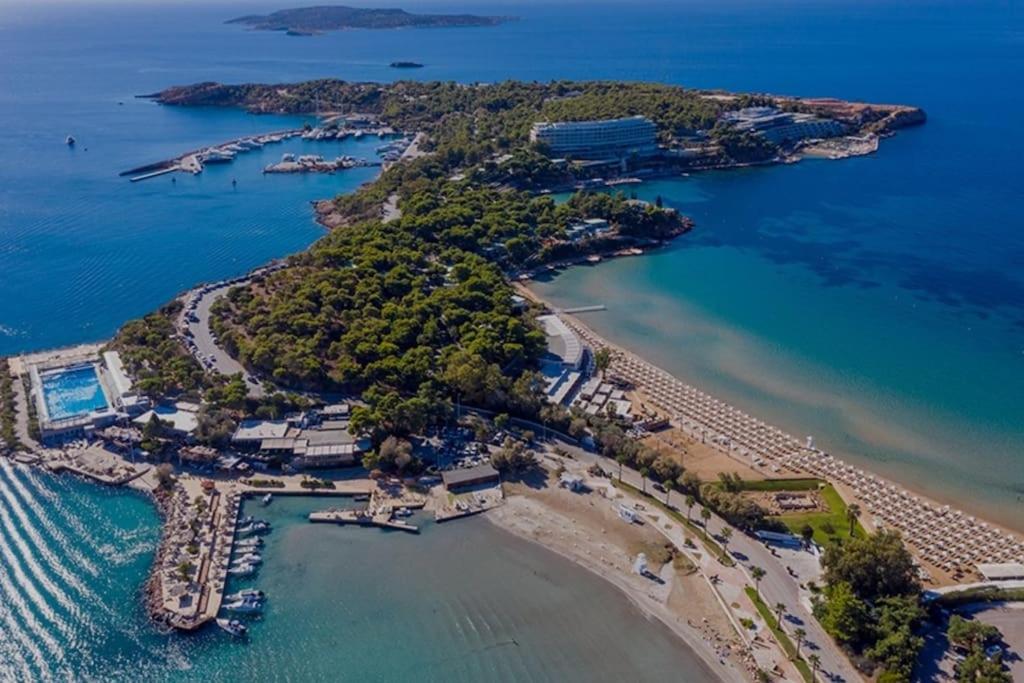 Kavouri Seaside 85sqm Apartment 5' from the beach