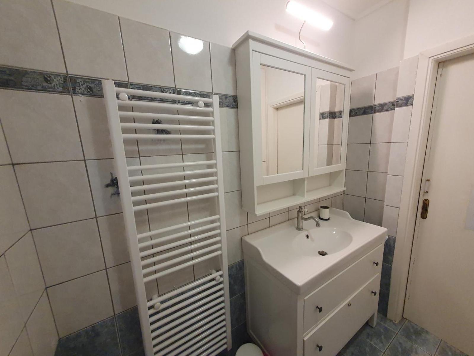 Kavouri Seaside 85sqm Apartment 5' from the beach