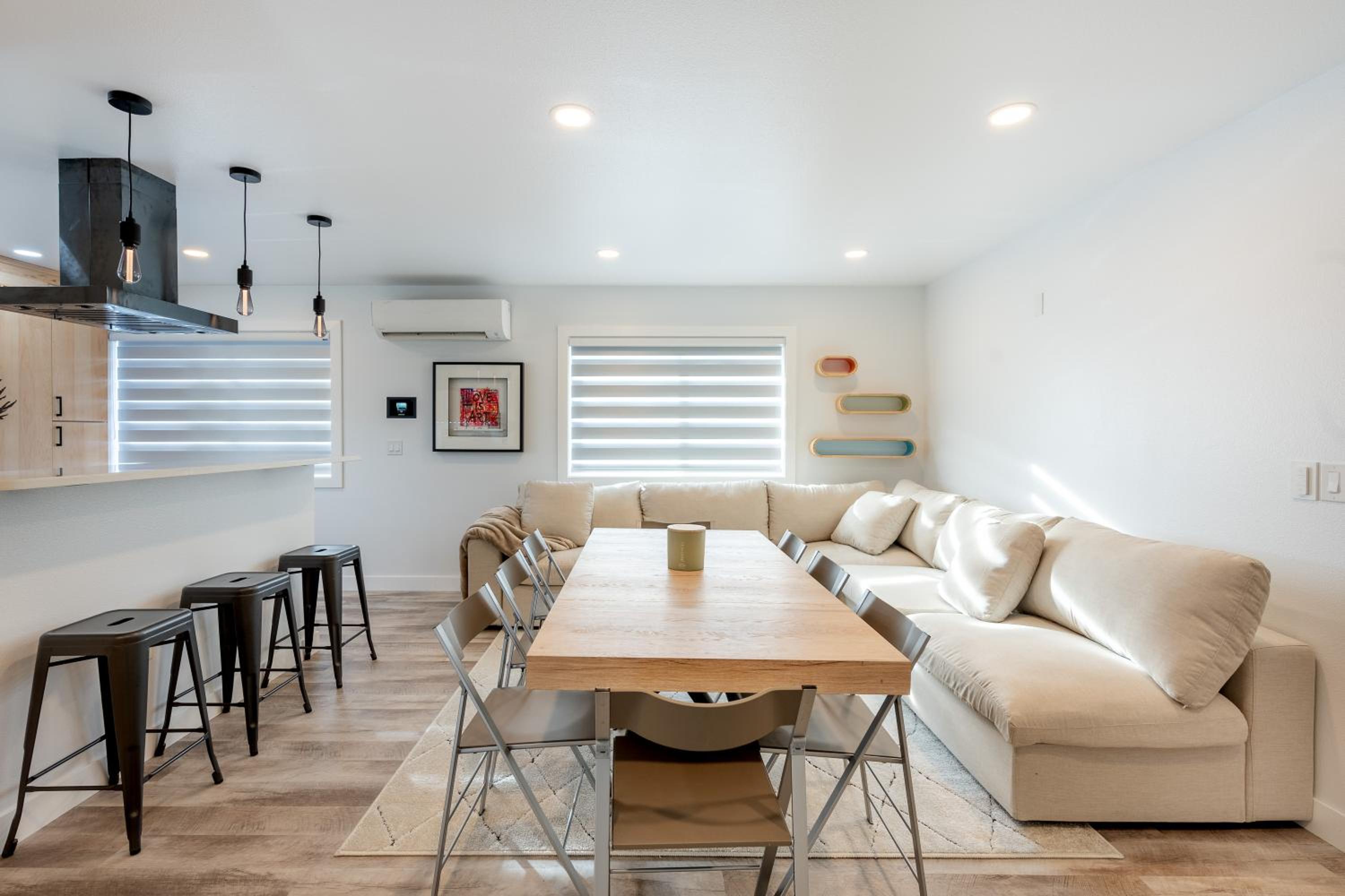 Hip Modern, 3 Bedroom