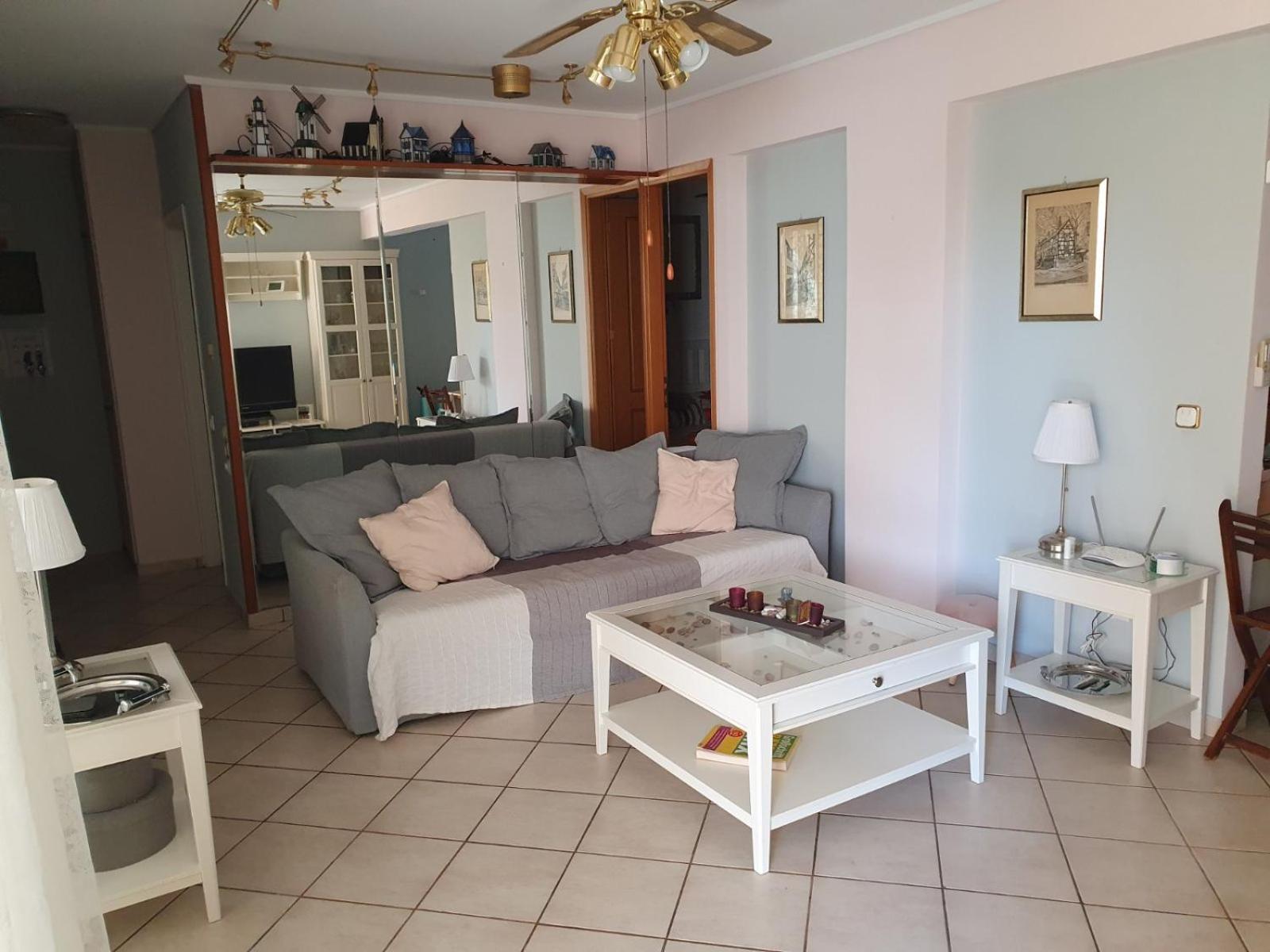Kavouri Seaside 85sqm Apartment 5' from the beach