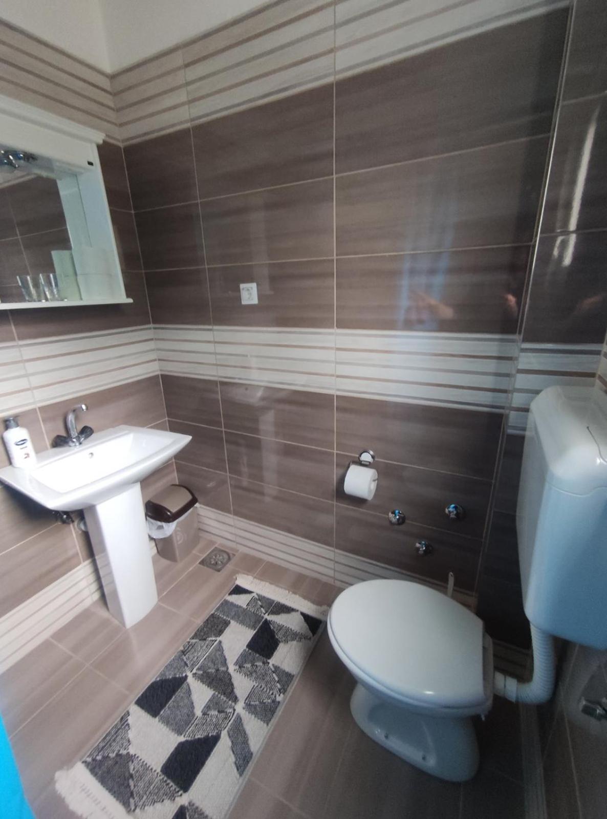Apartman Mani