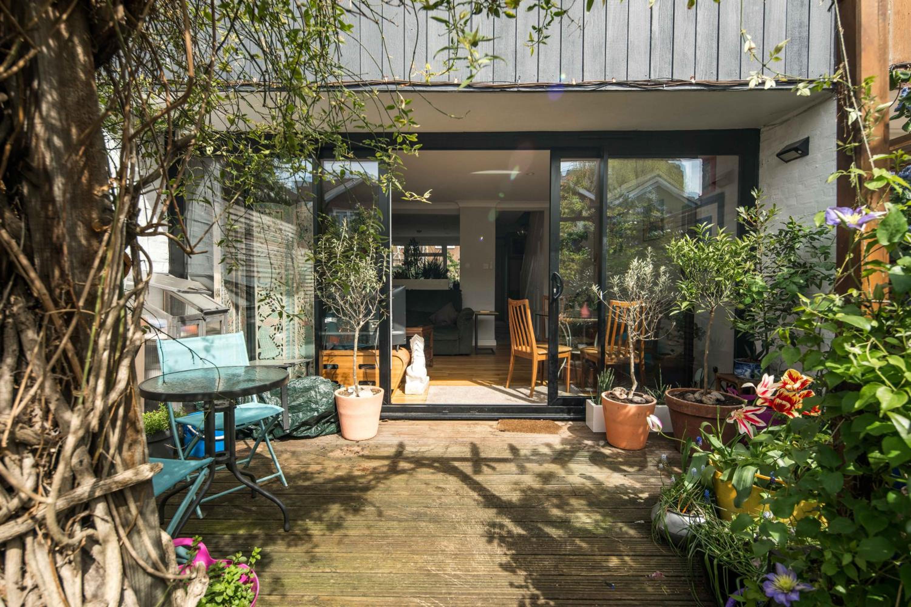 Kennington 3BR Haven: Dog-Friendly/Central London — London