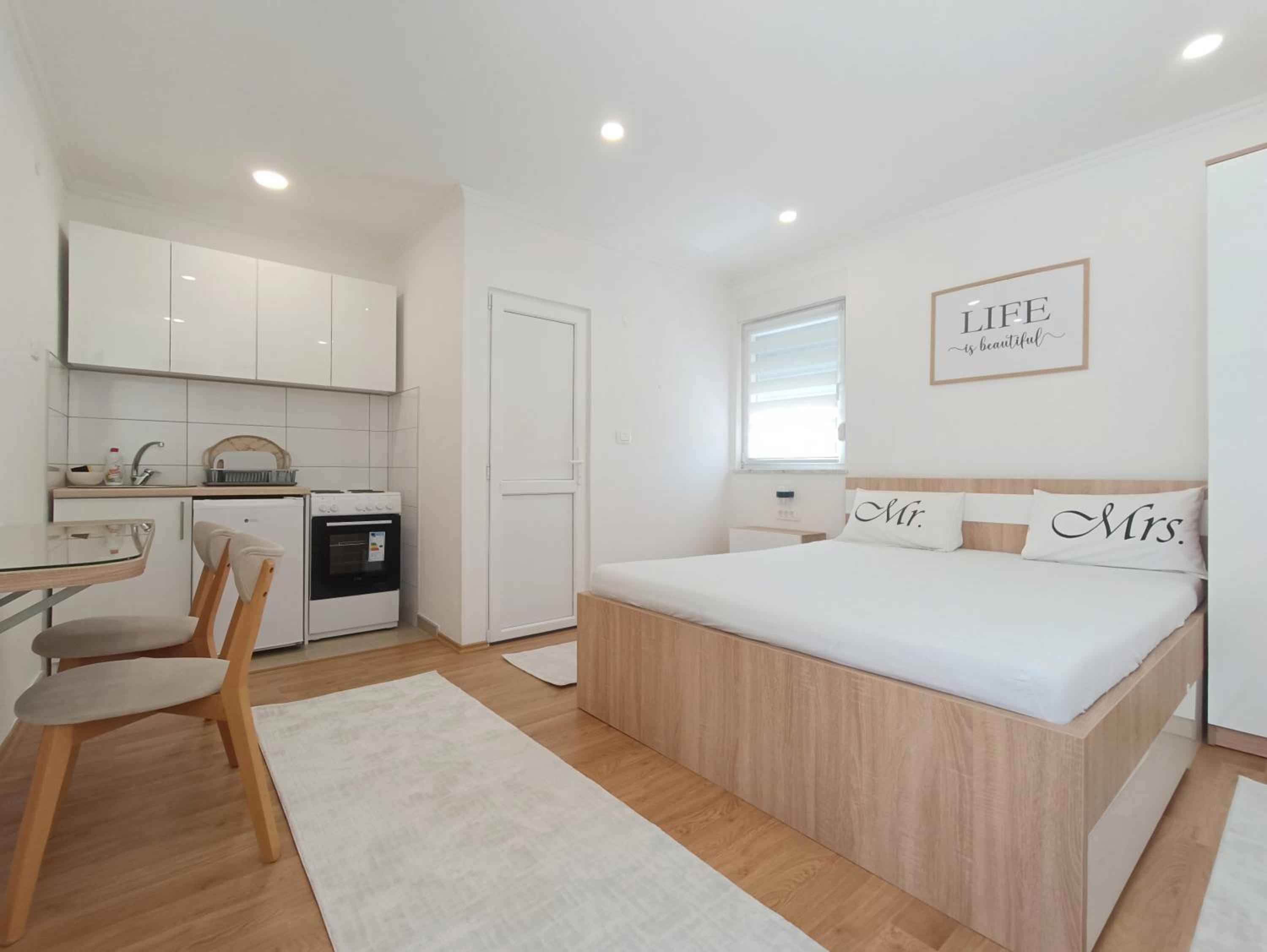 Apartment Windrose