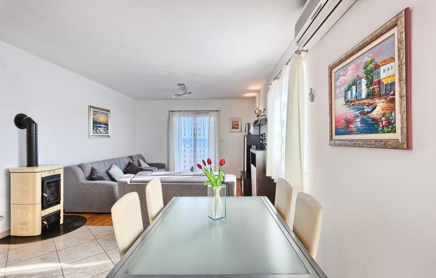 Olive Tree Apartment