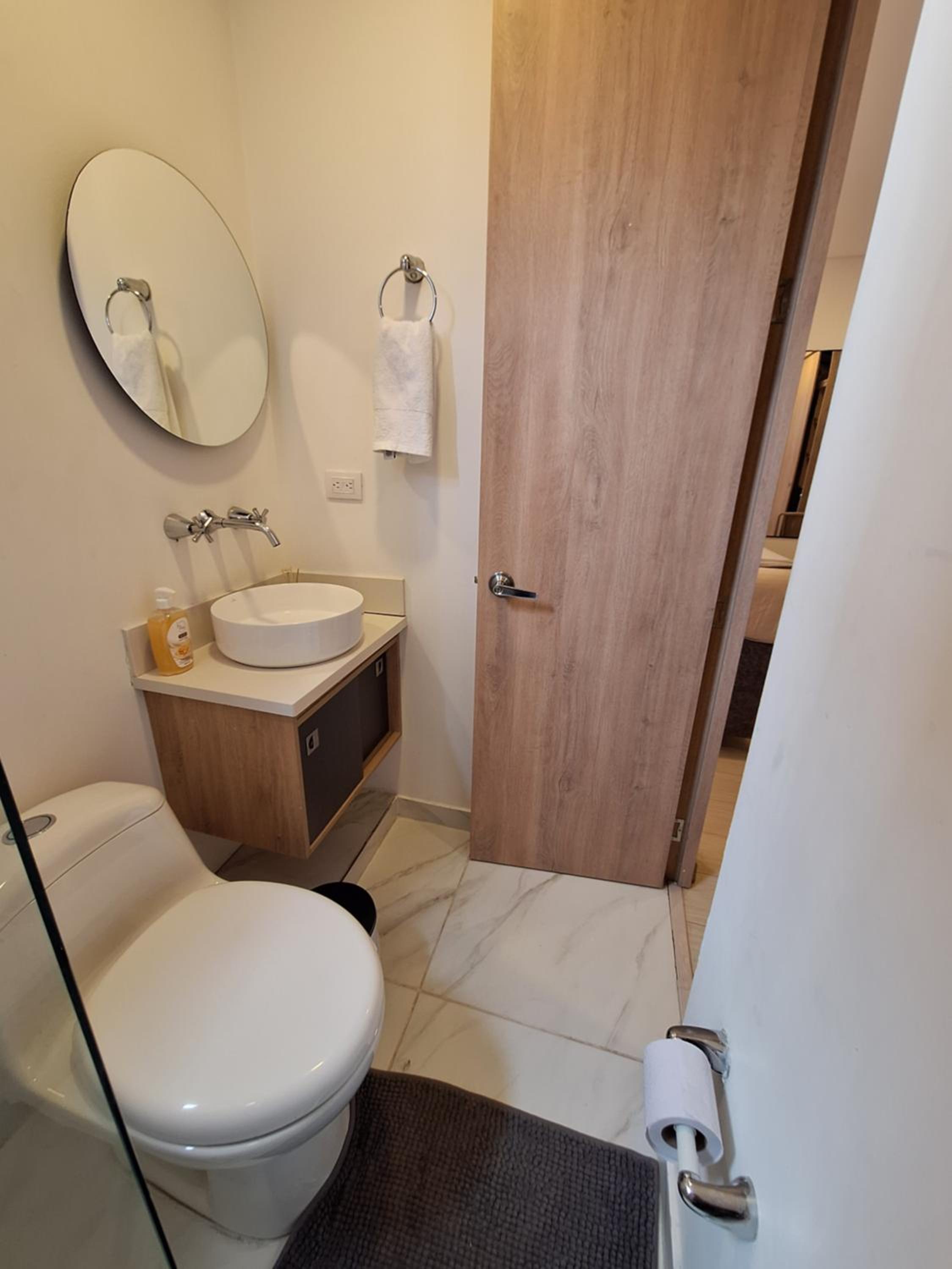 Estudio en edificio con piscina climatizada