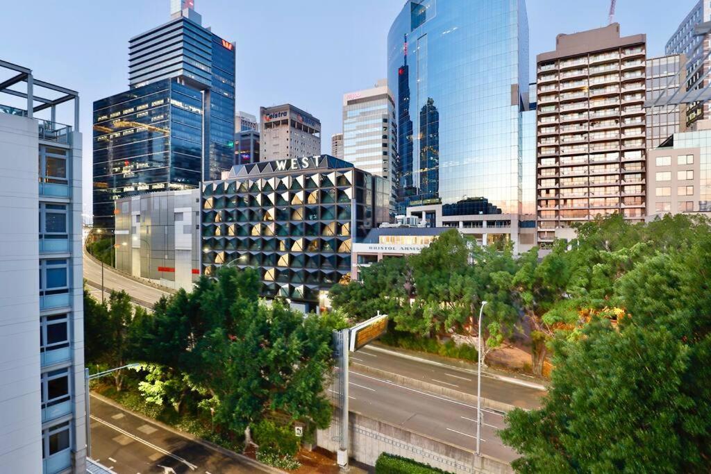 Urban Oasis Residence - Views · Parking · Ease