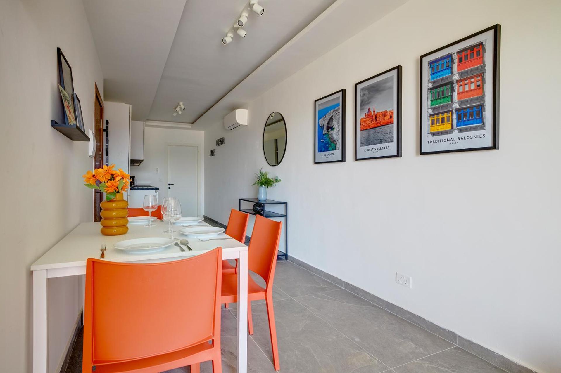 Stunning Apartment Valletta and Harbour Views by Buena Vista view 4