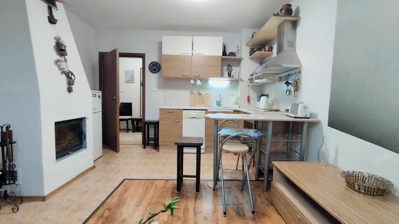 2BR mountain view, SPA, parking, ski piste