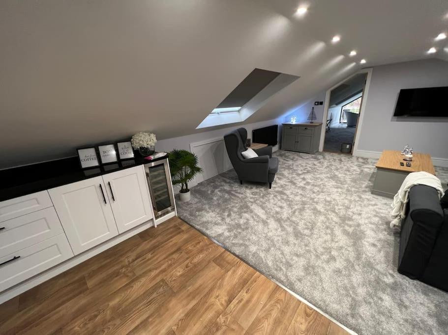 Waters Edge, Eaton view 3