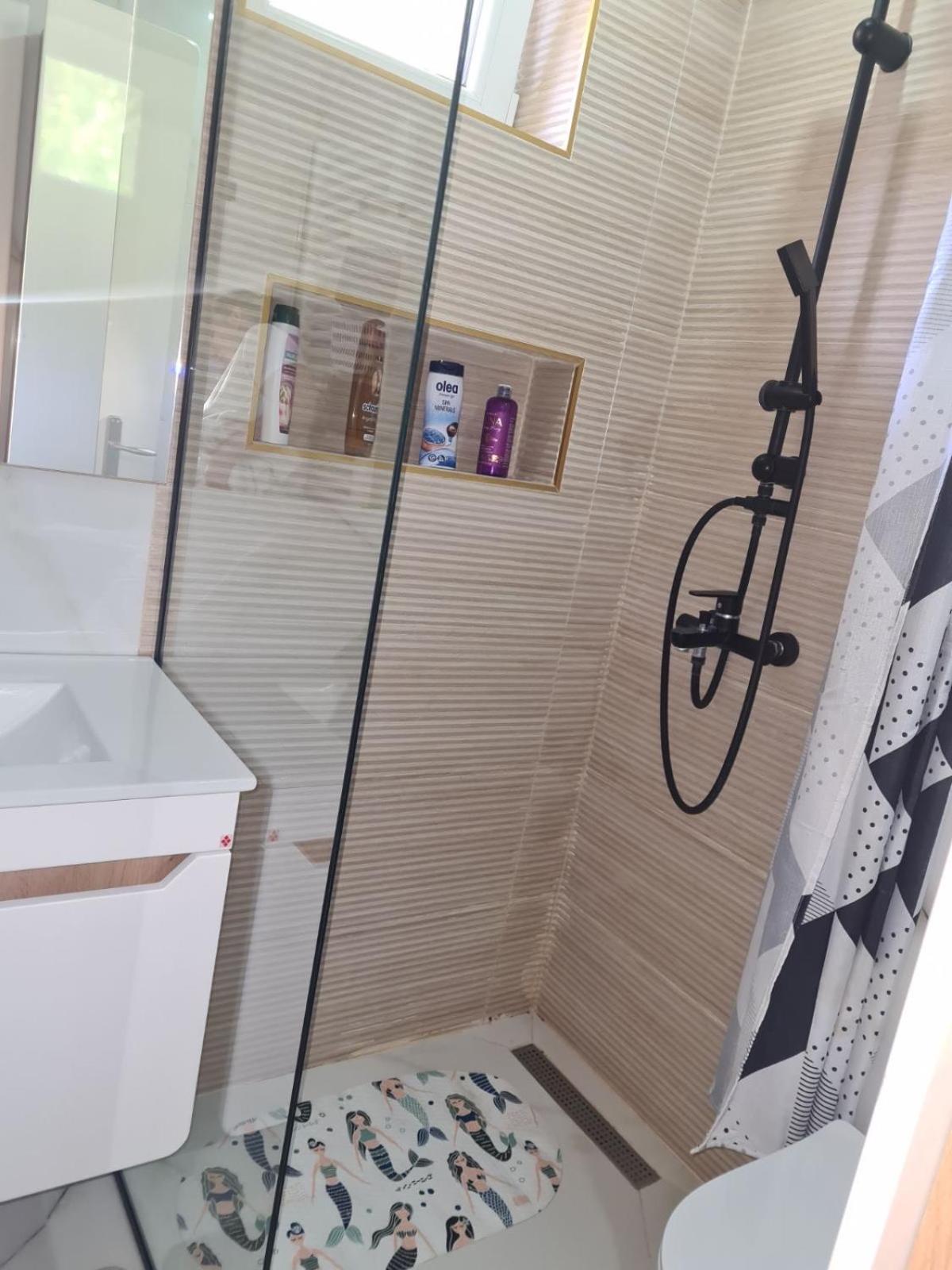 Leki Apartman