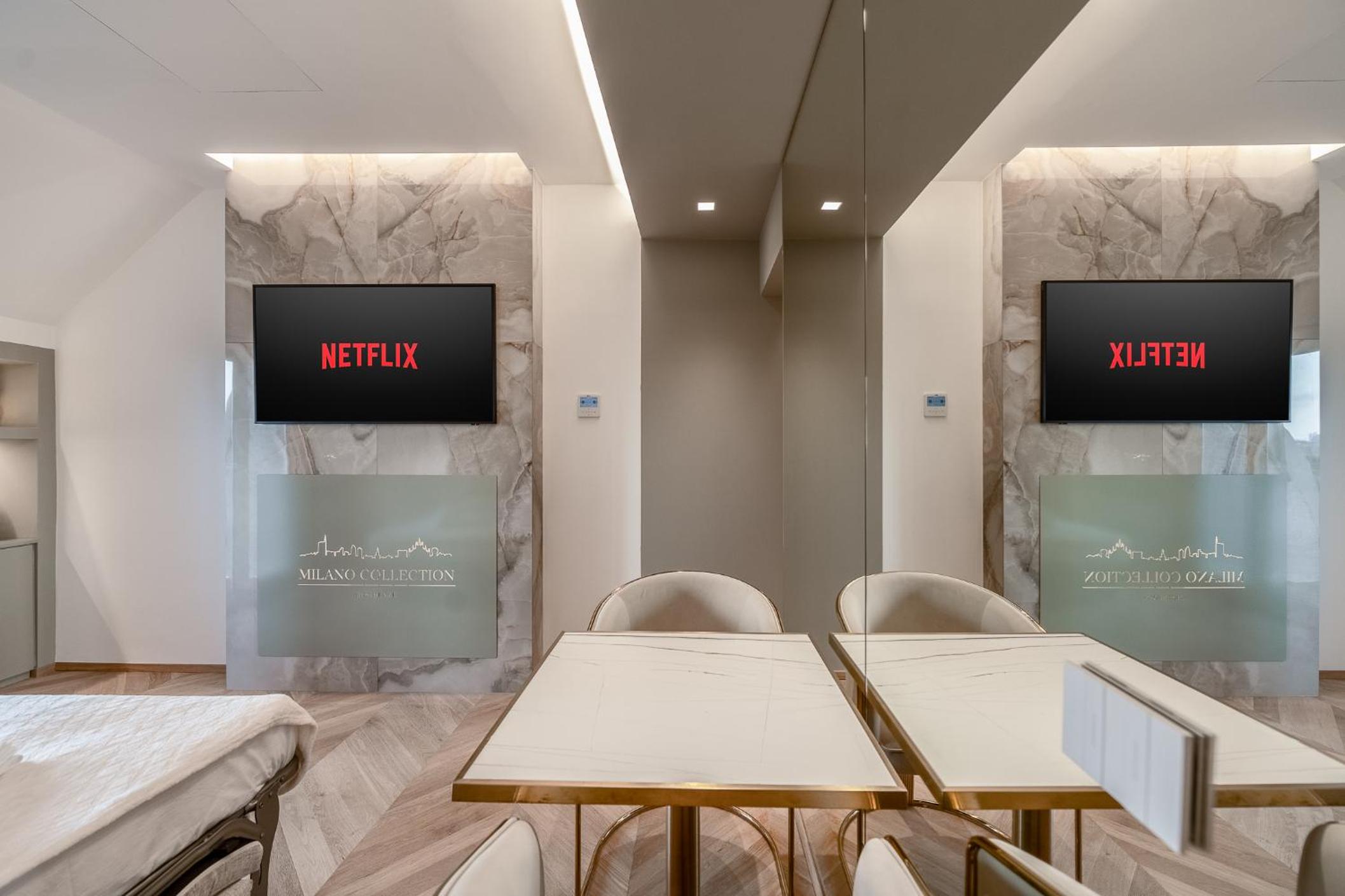 Luxury Skyview Suite - Citylife Apartment - MiCo