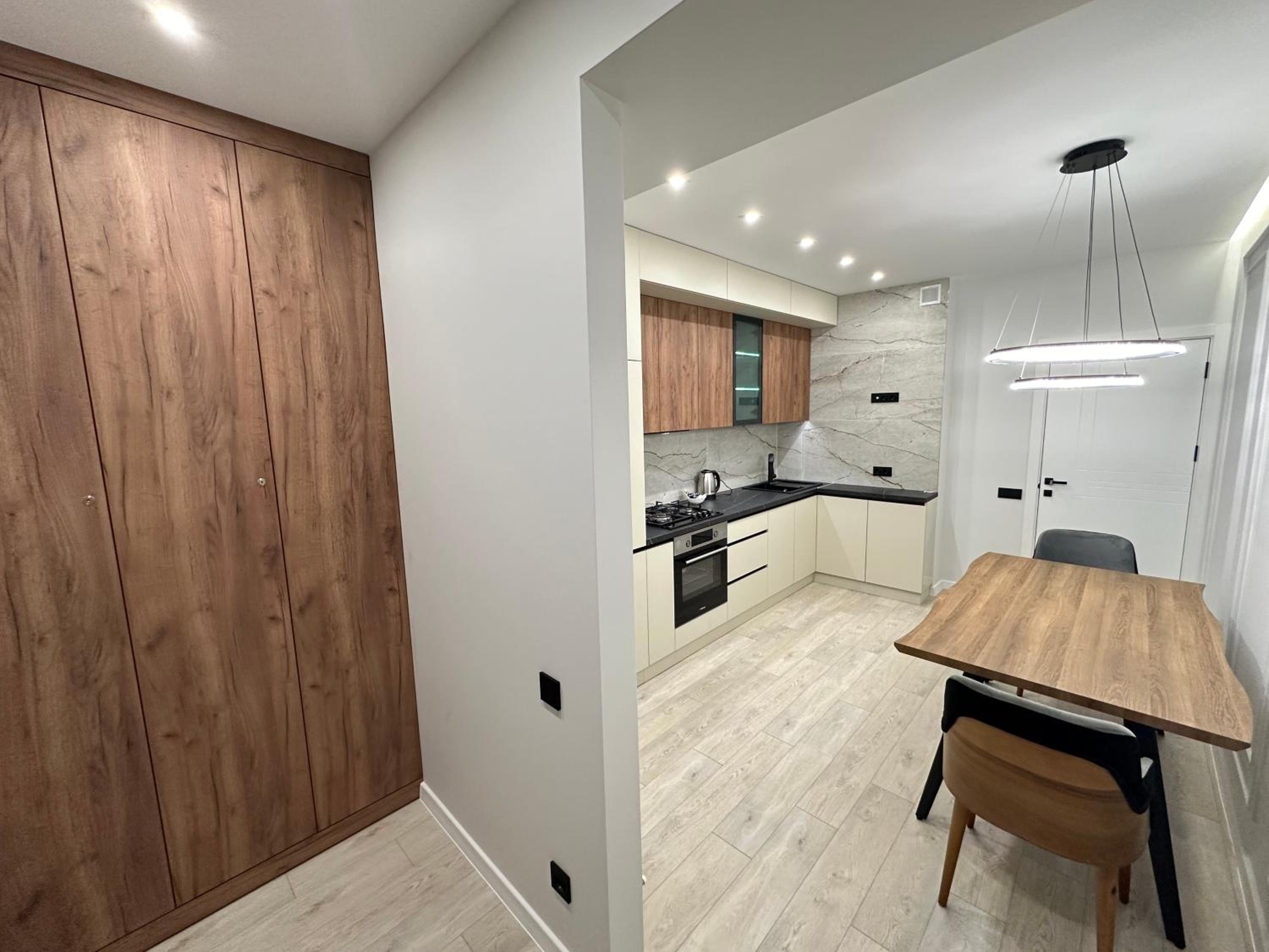 Privat Apartment Ciocana view 4