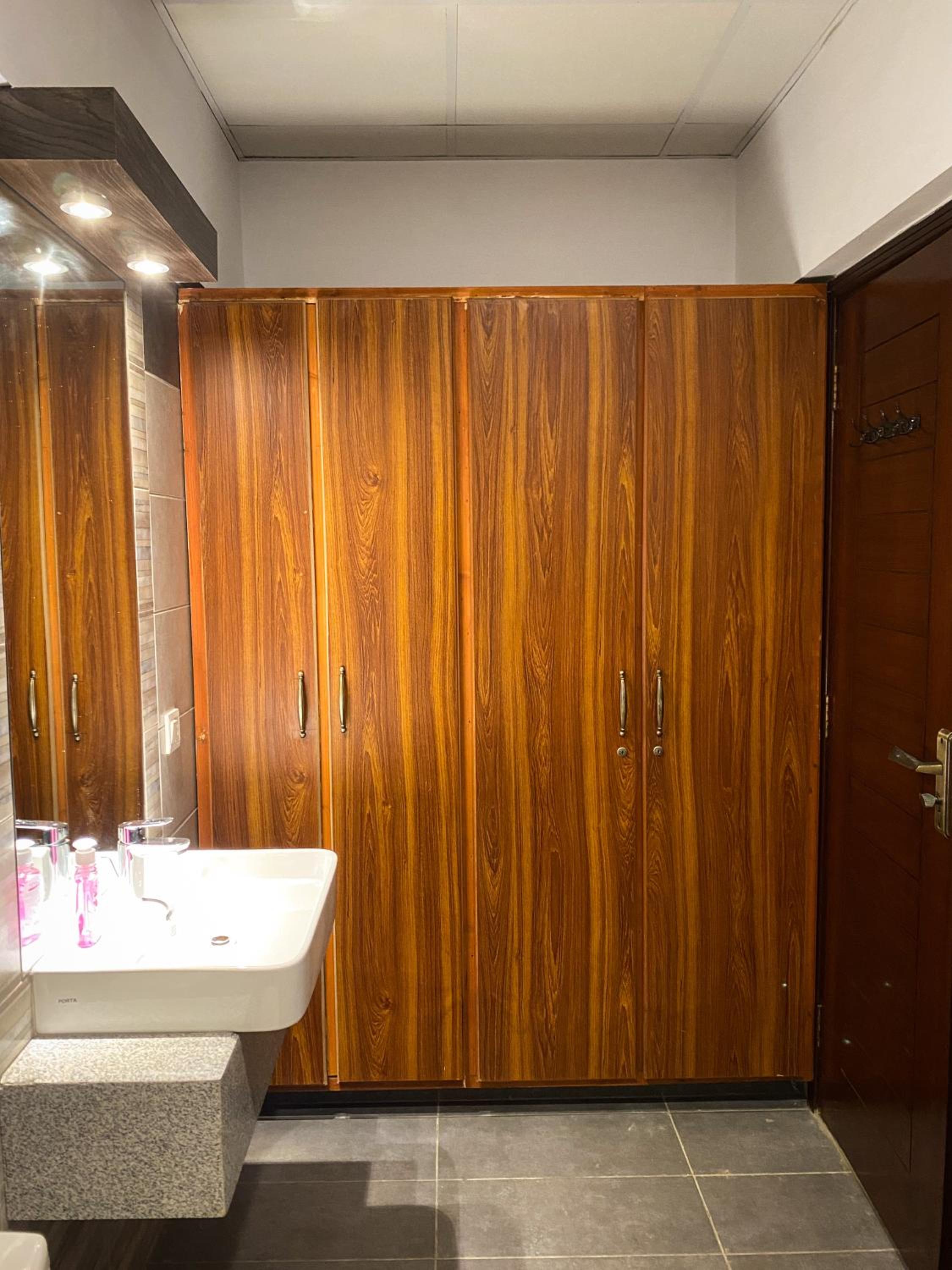 3 Bedroom Luxury Apartment in Gated DHA Phase 8 view 3